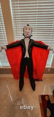 Universal Studios Dracula Inflatable Blowup Halloween Decoration