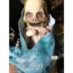 VIDEO ANIMATED LIFE SIZE Rocking Moldy Mommy BABY OUTDOOR HALLOWEEN PROP HAUNTED