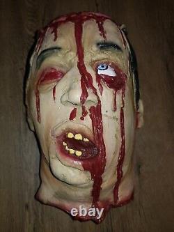 Very Realistic Halloween Severed Heads Props? Scary Spooky Party So Life Like