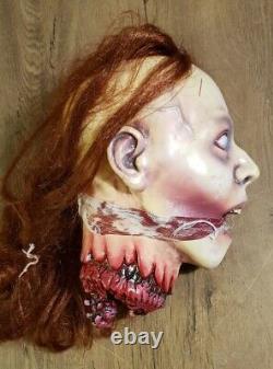 Very Realistic Halloween Severed Heads Props? Scary Spooky Party So Life Like