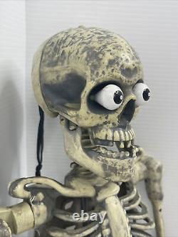 Vintage Gemmy Jack Skeleton Joke Telling Talking Eyes Pop Out Halloween Prop 36